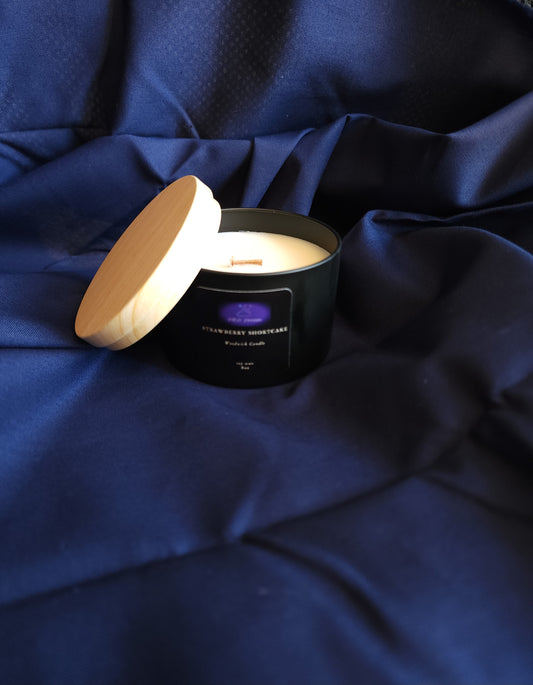 Woodwick Candle Strawberry Shortcake Scented 8oz